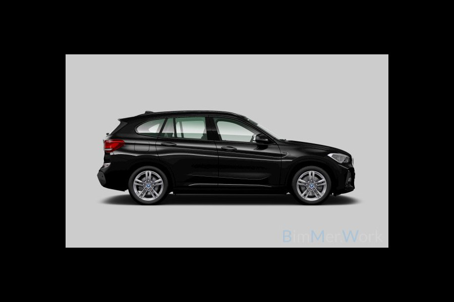 BMW X1 xDrive25e 220pk M-Sport Leder Stuurverw LED El-klep  DAB