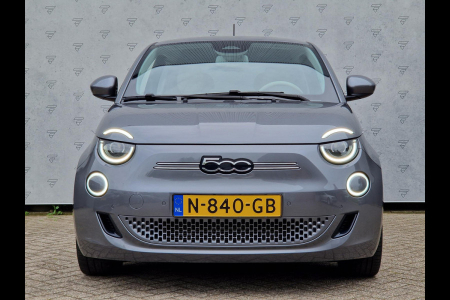 Fiat 500 3+1 La Prima 42 kWh | Navi | Stoelverwarming | LED | Cruise | Camera | Licht- en Regensensor |