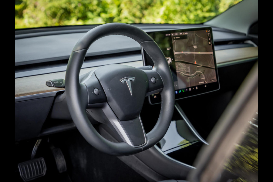 Tesla Model 3 Standard RWD Plus 60 kWh Autopilot Panoramadak