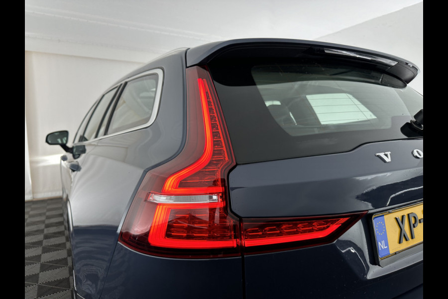 Volvo V60 2.0 T8 Twin Engine AWD Inscription Aut. *PANO | VOLLEDER | FULL-LED | MEMORY-PACK | NAVI-FULLMAP | ECC | PDC | CRUISE | 18''ALU*