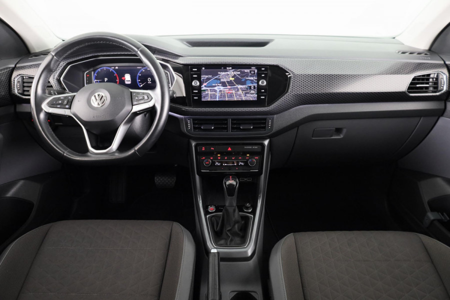 Volkswagen T-Cross 1.0 TSI Style 115PK | Automaat (DSG) | R-Line | Navigatie | Digitaal dashboard | Keyless entry