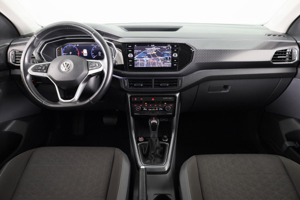 Volkswagen T-Cross 1.0 TSI Style 115PK | Automaat (DSG) | R-Line | Navigatie | Digitaal dashboard | Keyless entry