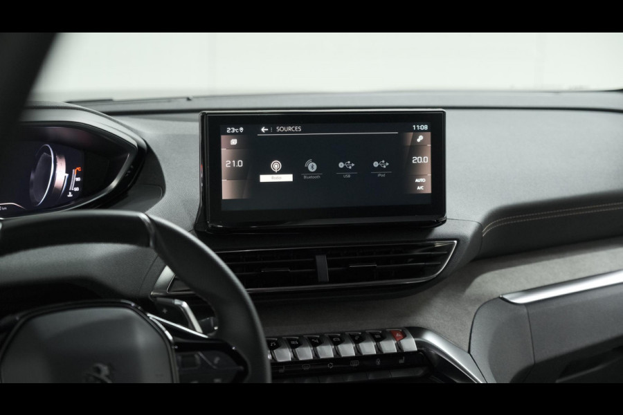 Peugeot 3008 PureTech 130 EAT8 GT Black Pack | Camera | Adaptieve Cruise Control | Elektrische Kofferklep | Stoelverwarming | Apple Carplay