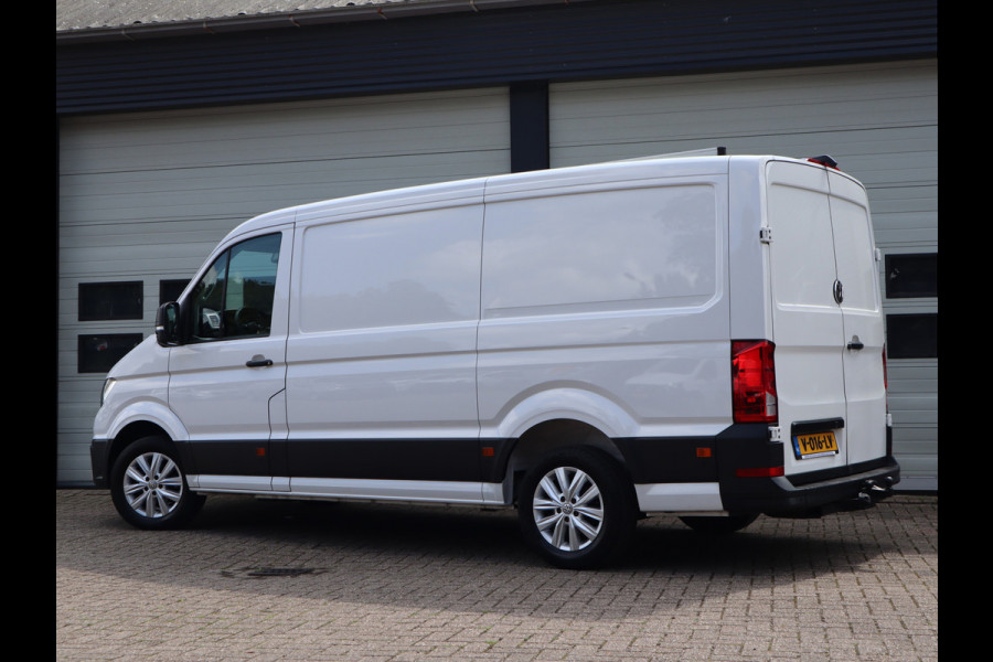 Volkswagen Crafter 35 2.0 TDI 177 pk DSG-Automaat L3H2 Highline - LED - 3,0t kg Trekhk - Navi - Leder