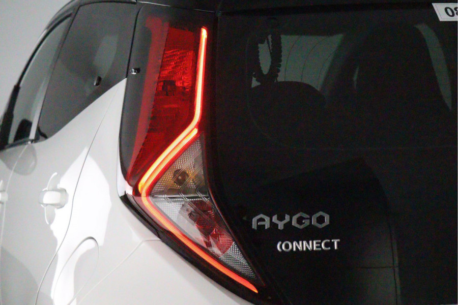 Toyota Aygo 1.0 VVT-i X-Play Automaat