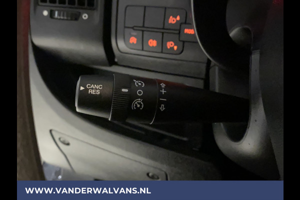 Citroën Jumper 2.2 BlueHDi 140pk L3H2 Euro6 Airco | Navigatie | Cruisecontrol parkeersensoren, 3-zits