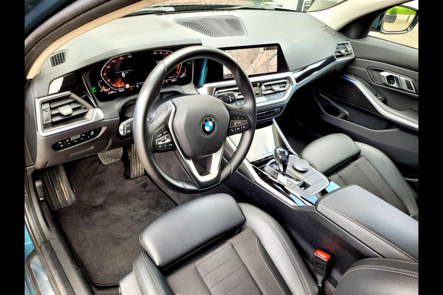 BMW 3 Serie Touring 320i Sport-line, Virtual cockpit, Wifi, High Executive