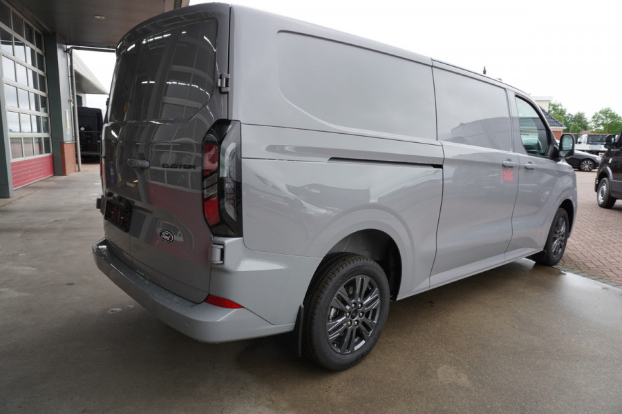 Ford Transit Custom 320L 2.0 TDCI 170PK L2H1 Limited Automaat Nr. V153 | Airco | adap.Cruise | Navi | Camera | Blis