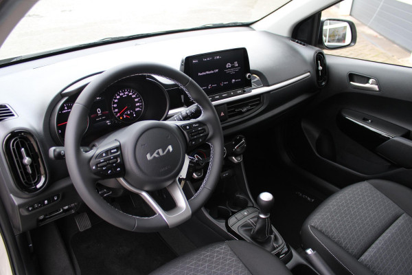 Kia Picanto 1.0 DPi DynamicLine | Voorraad | Airco | Cruise | Camera | Apple Carplay | 14"