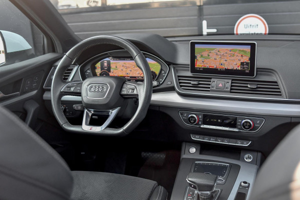 Audi Q5 55 TFSI e quattro 3x S-Line. Luchtv, Pano, ACC, Memory, 360, B&O, Keyless, Trekhaak!