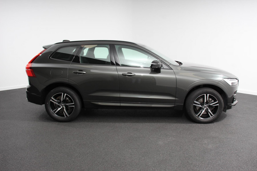 Volvo XC60 2.0 B4 197pk R-Design Geartronic | Camera | Climate Control  | electrisch bedienbare kofferbak | Verwarmde voorstoelen