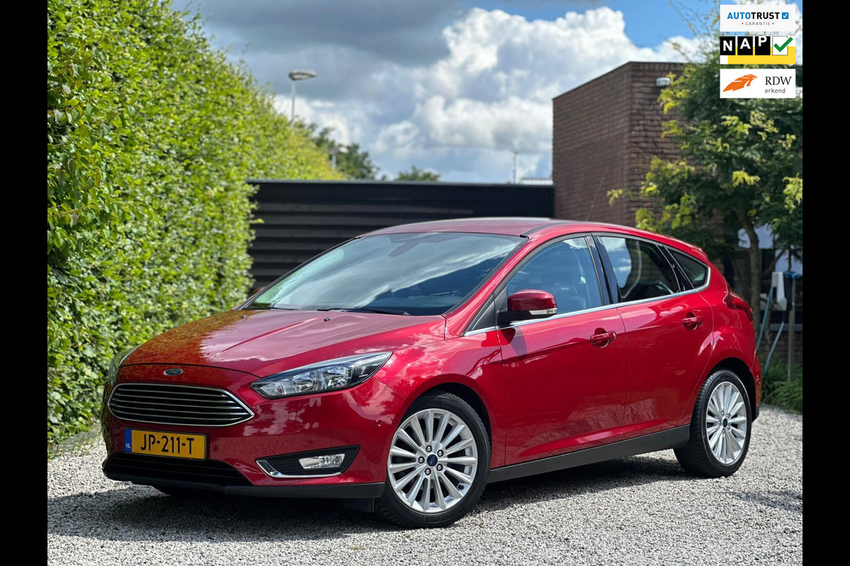 Ford Focus 1.0 TITANIUM, VELE OPTIES, NEDERLANDSE AUTO MET NATIONALE AUTO PAS