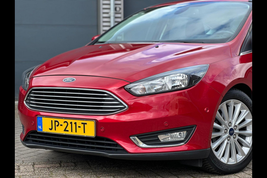 Ford Focus 1.0 TITANIUM, VELE OPTIES, NEDERLANDSE AUTO MET NATIONALE AUTO PAS