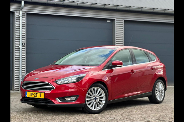 Ford Focus 1.0 TITANIUM, VELE OPTIES, NEDERLANDSE AUTO MET NATIONALE AUTO PAS