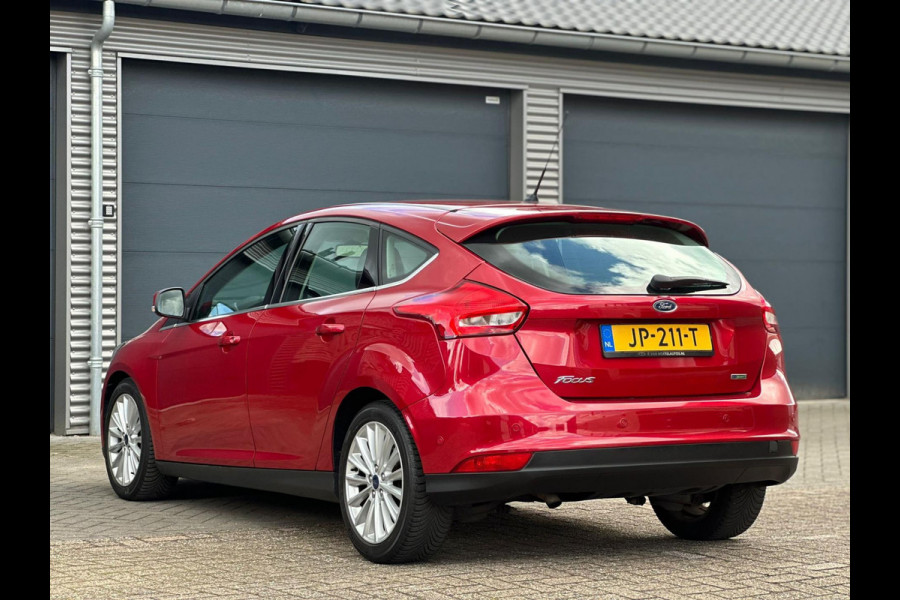 Ford Focus 1.0 TITANIUM, VELE OPTIES, NEDERLANDSE AUTO MET NATIONALE AUTO PAS