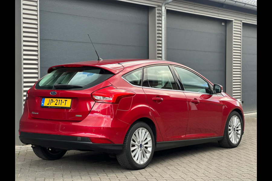 Ford Focus 1.0 TITANIUM, VELE OPTIES, NEDERLANDSE AUTO MET NATIONALE AUTO PAS