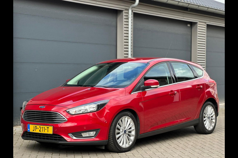 Ford Focus 1.0 TITANIUM, VELE OPTIES, NEDERLANDSE AUTO MET NATIONALE AUTO PAS