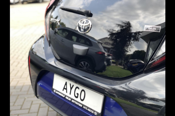 Toyota Aygo X 1.0 VVT-i Pulse | Automaat, Bi-tone, Stoelverwarming, Apple-carplayy/Android-Auto