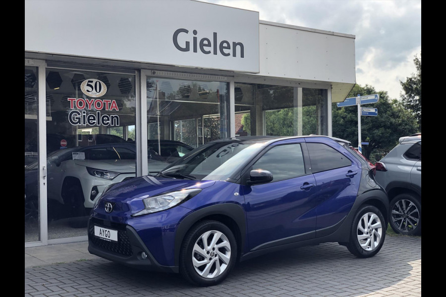 Toyota Aygo X 1.0 VVT-i Pulse | Automaat, Bi-tone, Stoelverwarming, Apple-carplayy/Android-Auto