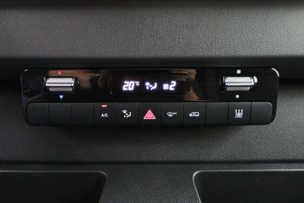 Mercedes-Benz Sprinter 319 3.0 CDI Aut. V6 L2H2 Airco, LED, Camera, Navigatie, Standkachel, Trekhaak, 18''