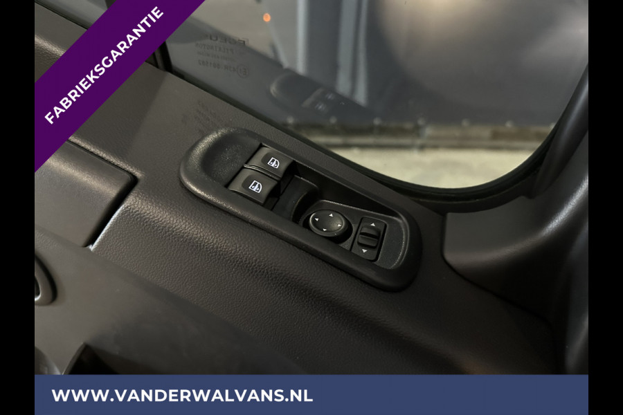 Renault Master 2.3 dCi 146pk Bakwagen Laadklep Zijdeur Euro6 Fabrieksgarantie Airco | 948kg laadvermogen | Navigatie, Cruisecontrol, Bijrijdersbank, Bluetooth-telefonie