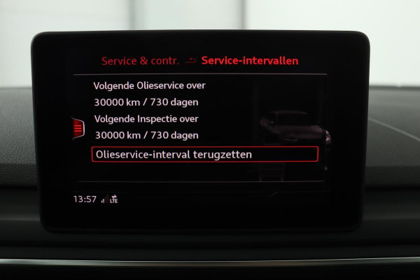 Audi A5 40 TFSI Sport S-line Edition | Trekhaak | Stoelverwarming | Adapive cruise | Full LED | Carplay | Navigatie | Sportstoelen