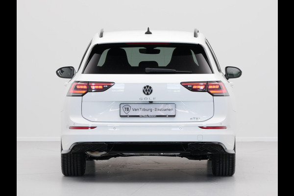 Volkswagen GOLF Variant 1.5 eTSI 116 7DSG R-Line Edition Automaat | Zijruiten achter en achterruit getint 65% lichtabsorberend | Koplampverlichting IQ.Light 'LED Matrix' | Side Assist | Advance pakket