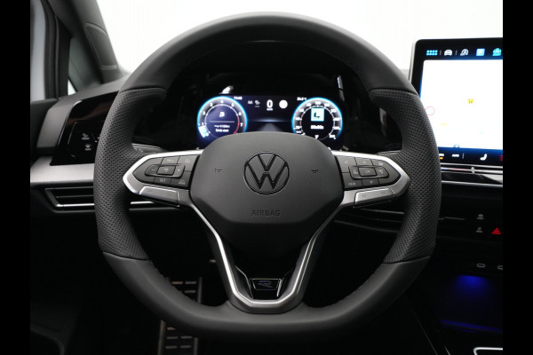 Volkswagen Golf 1.5 eTSI 116 7DSG R-Line Edition Automaat | Side Assist | Advance pakket | Zijruiten achter en achterruit getint 65% lichtabsorberend | Koplampverlichting IQ.Light 'LED Matrix'