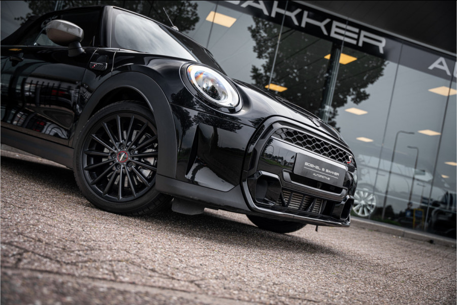 MINI Cabrio 2.0 Cooper S MINI Yours - Driving Ass. - 17inch Garantie tot 04-2028!