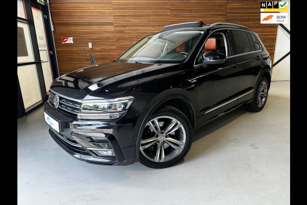 Volkswagen Tiguan 2.0 TSI 4Motion R-line Highline Business R | Virtual | PANO | Camera | Full LED | App-connect | ACC | Ambient |