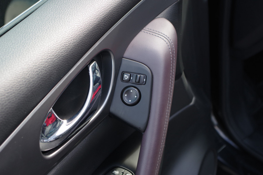Nissan QASHQAI 1.3 DIG-T 160 PK Automaat Tekna +, Cruise Control, 360 Camera, Panoramadak, Stoelverwarming, CarPlay
