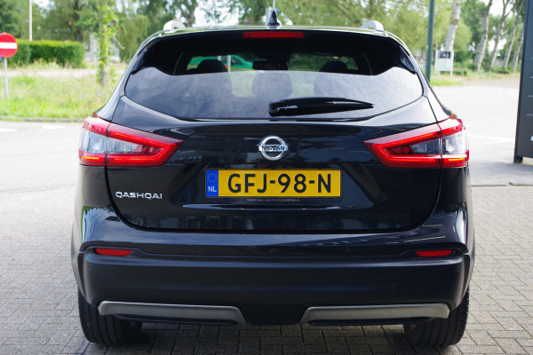 Nissan QASHQAI 1.3 DIG-T 160 PK Automaat Tekna +, Cruise Control, 360 Camera, Panoramadak, Stoelverwarming, CarPlay