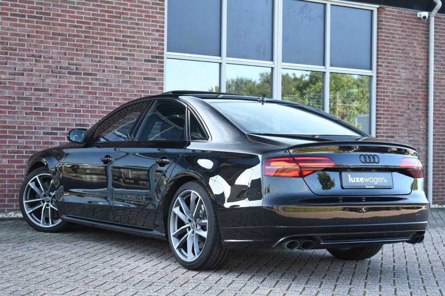 Audi S8 4.0 TFSI plus 605pk quattro Pano B&O Ceramic NL-auto Massage 360 TV