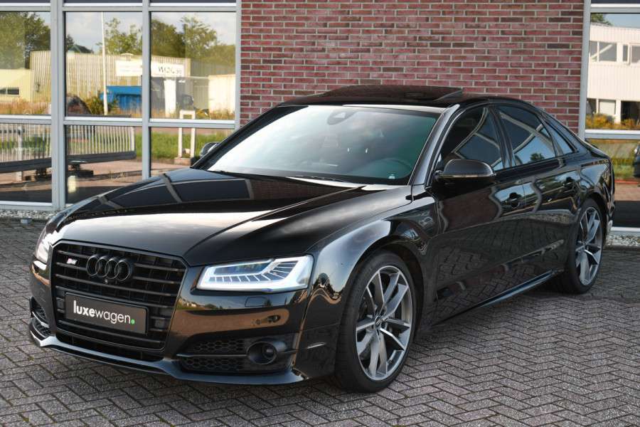 Audi S8 4.0 TFSI plus 605pk quattro Pano B&O Ceramic NL-auto Massage 360 TV