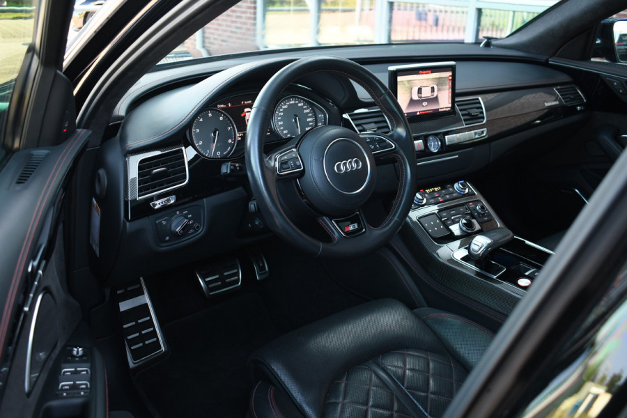 Audi S8 4.0 TFSI plus 605pk quattro Pano B&O Ceramic NL-auto Massage 360 TV