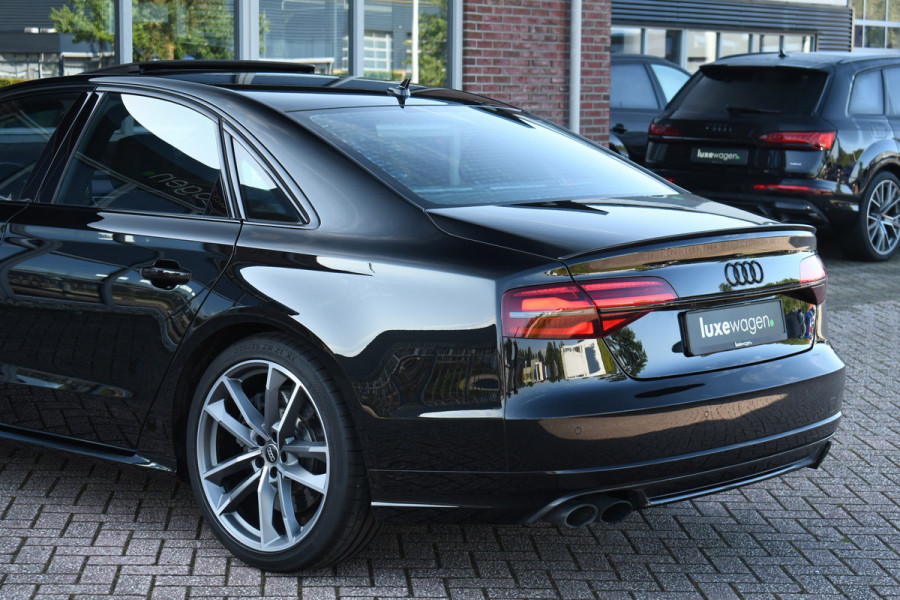 Audi S8 4.0 TFSI plus 605pk quattro Pano B&O Ceramic NL-auto Massage 360 TV