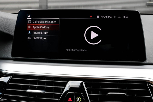 BMW 5 Serie Touring 530e - NIEUW MODEL - LED - CARPLAY