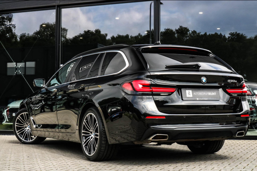 BMW 5 Serie Touring 530e - NIEUW MODEL - LED - CARPLAY