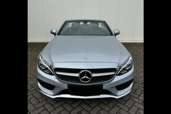 Mercedes-Benz C-Klasse Cabrio 180 AMG CABRIO Automaat Sfeerverlichting Airscarf Nekverwarming Automaat-Cruise control-Achteruitrijcamera-Sfeerverlichting- Alarm klasse3 Spiegelpakket Stoelverwarming Zwarte hemel