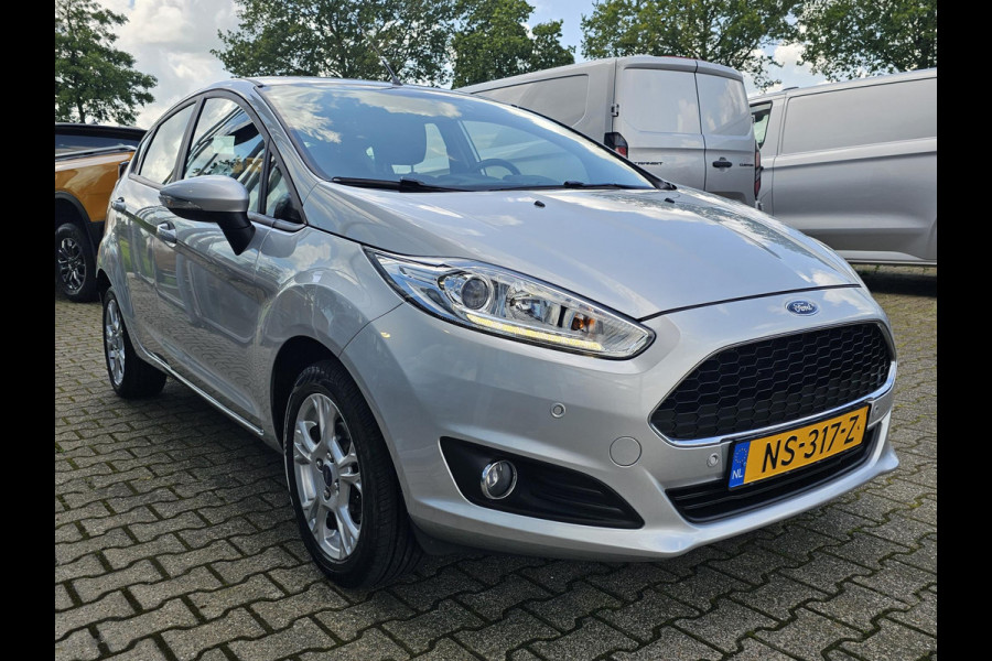 Ford Fiesta 1.0 Style Ultimate 80 pk | Navigatie | Cruise control | PDC achter | Lichtmetaal | Airco | USB etc.