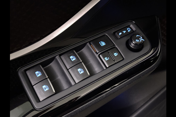 Toyota C-HR 1.8 Hybrid Bi-Tone | Adaptive Cruise | Camera | Half Leder | Led | Navigatie | Stoelverwarming |