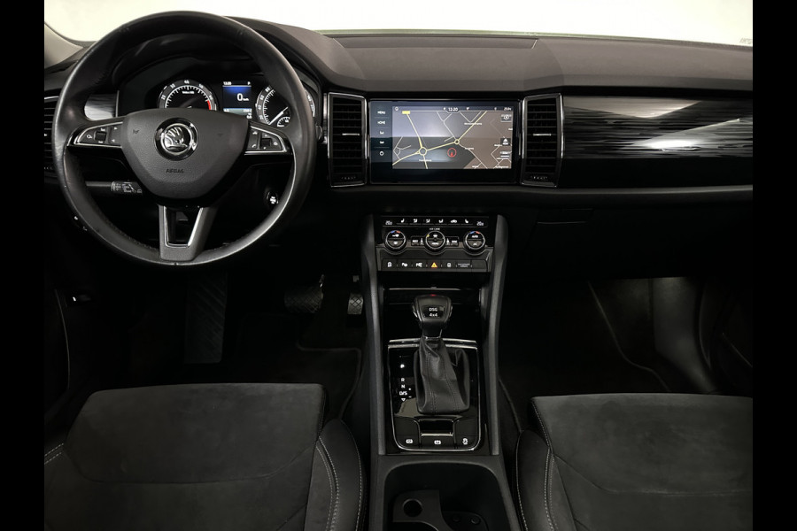 Škoda Kodiaq 2.0 TSI 4x4 Style DSG 180 PK Dealer O.H | Trekhaak af Fabriek | Panodak | Sportstoelen Memory | Adaptive Cruise | Canton Audio | | DAB |  360 Camera | Dode Hoek Detectie | Lane Assist |