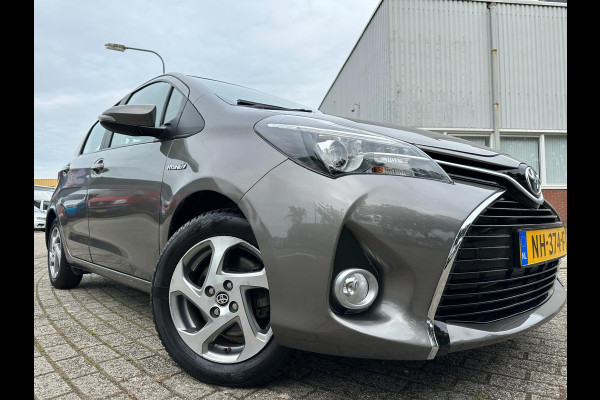 Toyota Yaris 1.5 HYBRID DYNAMIC 2017 AUTOMAAT NAVI SPORT NAP GARANTIE