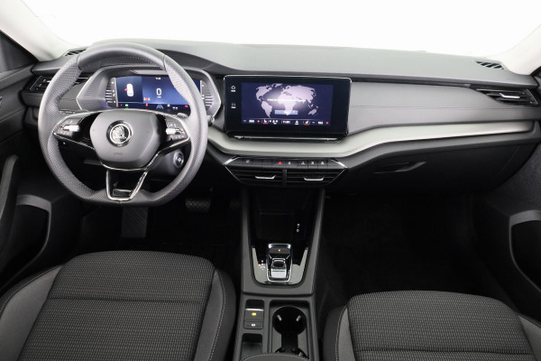 Škoda Octavia Combi 1.0 e-TSI Ambition 110 pk Automaat (DSG) | Navigatie via App | Panoramadak | Parkeersensoren achter | Cruise control | Stoelverwarming |