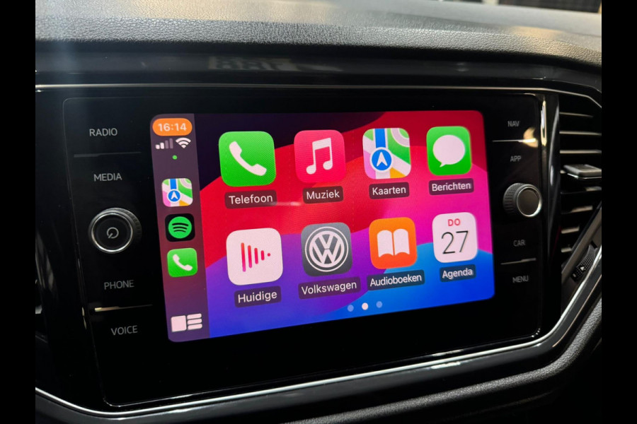 Volkswagen T-Roc 2.0 TSI 4Motion Sport Garantie Xenon Trekhaak LED ACC Lane Navi Camera Carplay Rijklaar