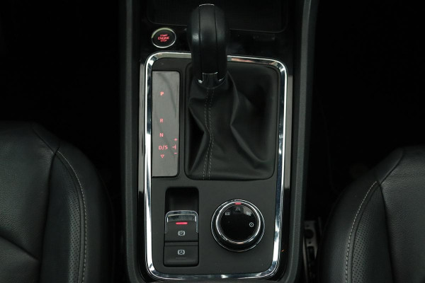 Seat Ateca 1.4 TSI Xcellence | Panoramadak | Leder | Leder | Stoelverwarming | Trekhaak | Camera | Carplay | Navigatie | Full LED | Climate control