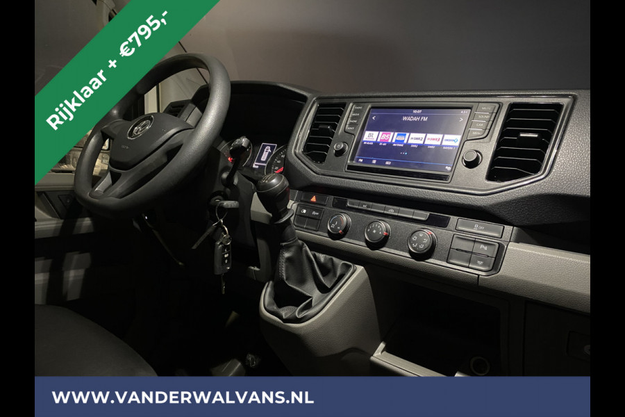 Volkswagen Crafter 2.0 TDI 140pk L5H4 L4H3 Euro6 *Rijklaar* Airco | 3000kg Trekvermogen | Parkeersensoren | apple carplay 270gr deuren, bluetooth telefoonvoorbereiding