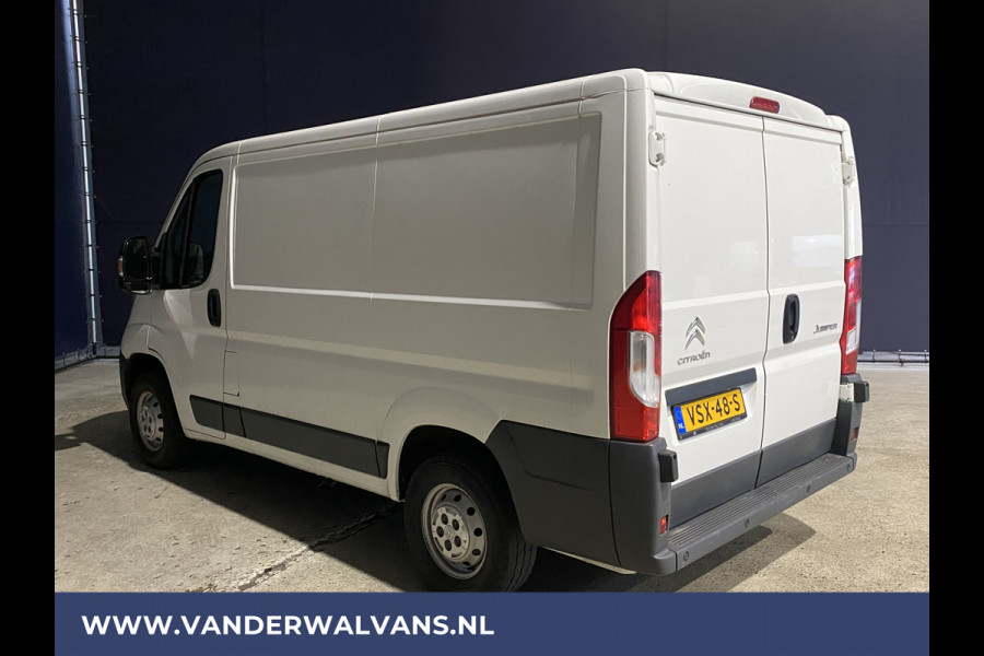 Citroën Jumper 2.0 BlueHDi L1H1 Euro 6 Airco | Navigatie | Cruisecontrol | Parkeersensoren 3-zits, Bijrijdersbank | Compacte stadsbus