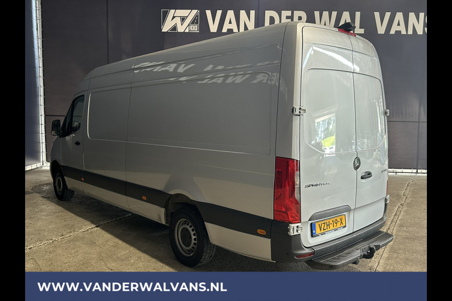 Mercedes-Benz Sprinter 317 CDI 170pk L3H2 Euro6 Airco | Trekhaak | Camera | Navigatie | Cruisecontrol Parkeersensoren, Bijrijdersbank