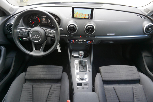 Audi A3 Sportback 30 TFSI Sport Lease Edition 17Inch LMV